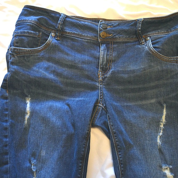 Women's Low Rise Skinny Blue Jeans - Picture 5 of 6